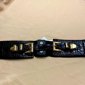 Black Belt has backelastic for best waist adjustment